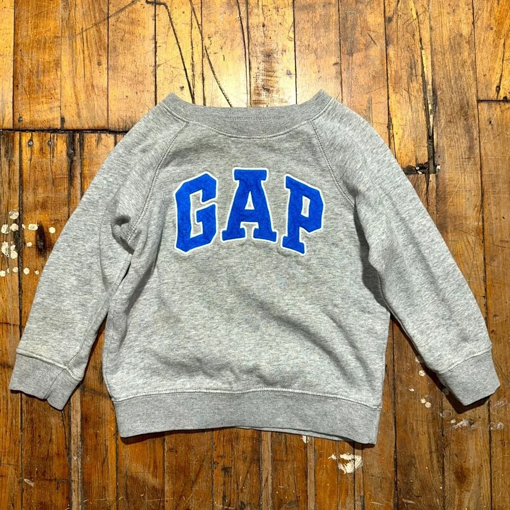 Gap Sweatshirt Kids 3Y Gray Heather Fleece Lined Long Sleeve Embroidered Logo‎
